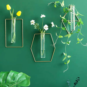 wall wire flower vase | 壁掛けワイヤー花瓶