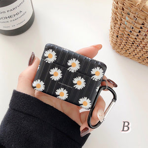 black daisy AirPods case | デイジー柄AirPodsケース
